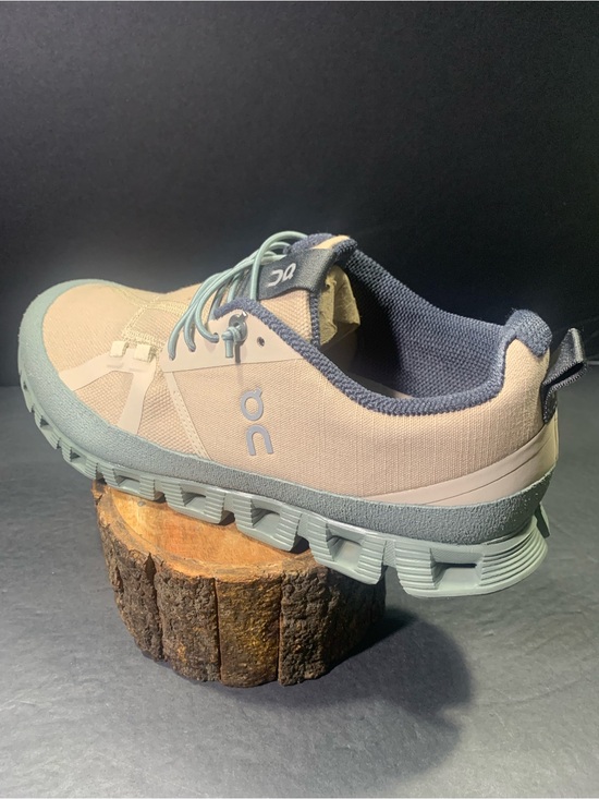 On Running Shoes - On Cloud Dip Women’s Tan Gray Black Running Walking Sneakers Shoe Size-7.5